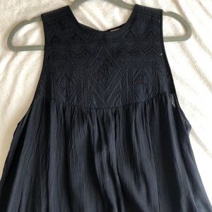 Aritzia Flowing bohemian tank top